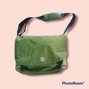 Crumpler messenger bag - green